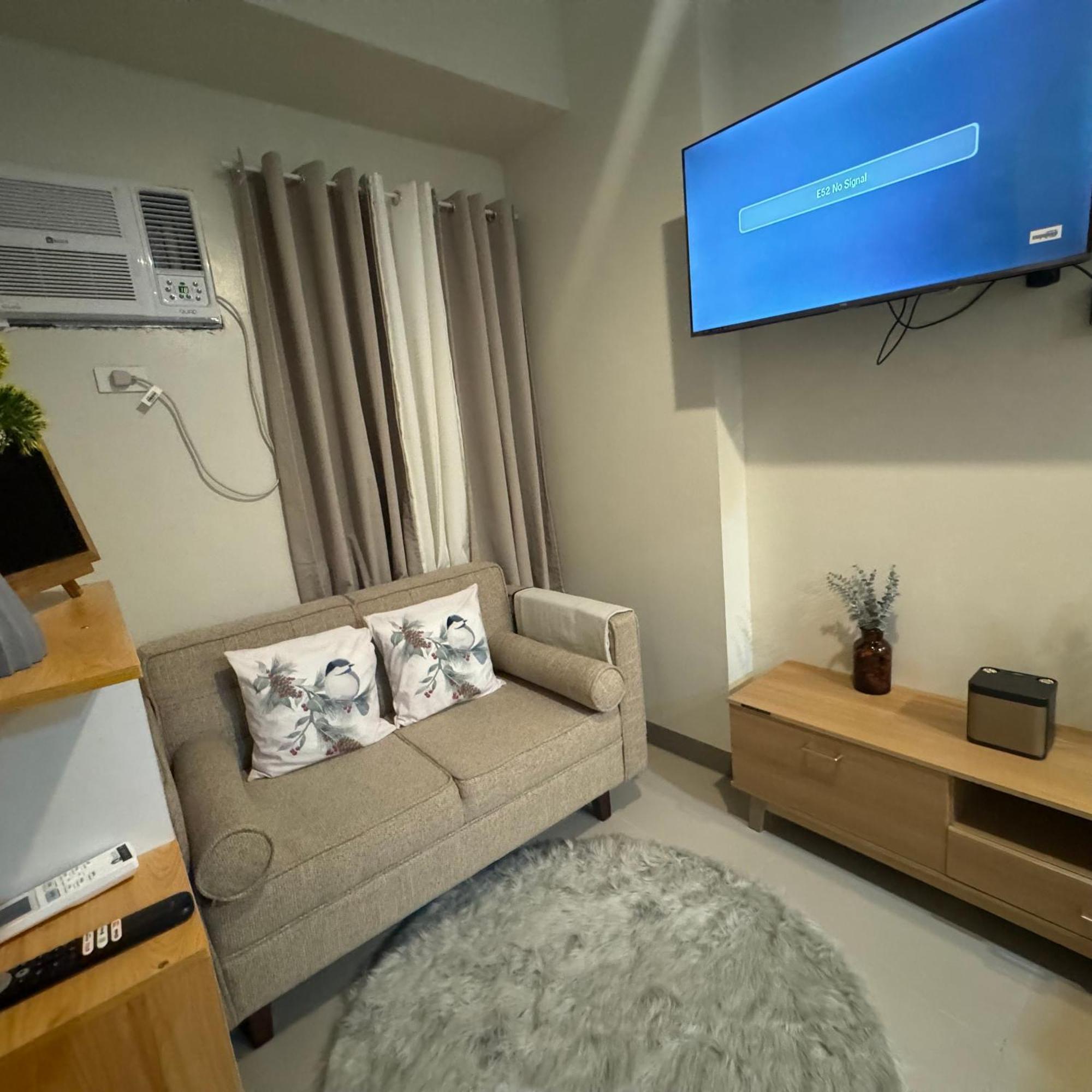 The J-Ma Ultiescape Charm Residences Condo Cainta Buitenkant foto